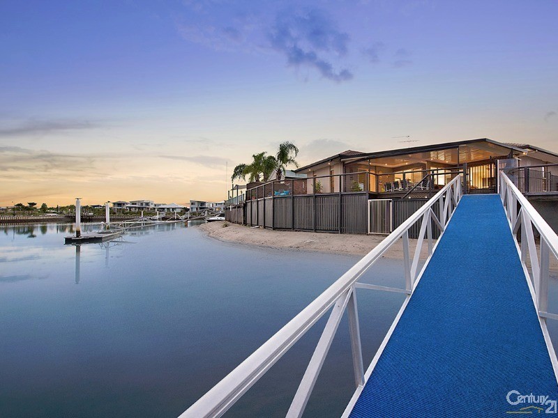 25 Rakumba Place, Mountain Creek QLD 4557