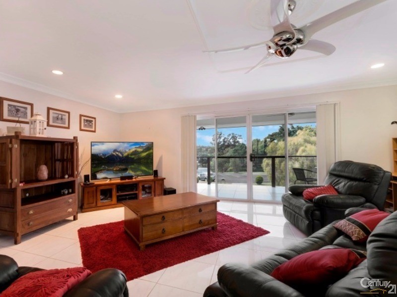 6 Cresthaven Court, Glass House Mountains QLD 4518