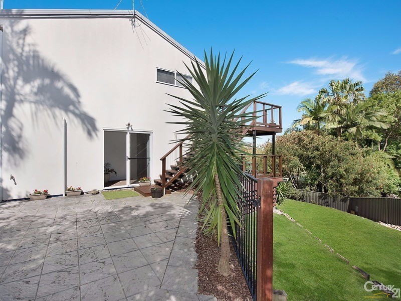 34a Kawana Street, Alexandra Headland QLD 4572