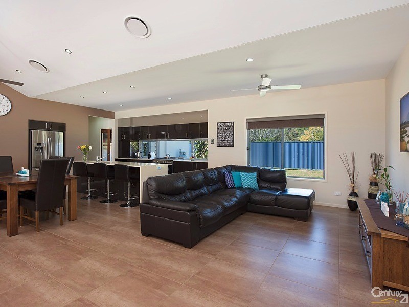 186 Crosby Hill Road, Tanawha QLD 4556