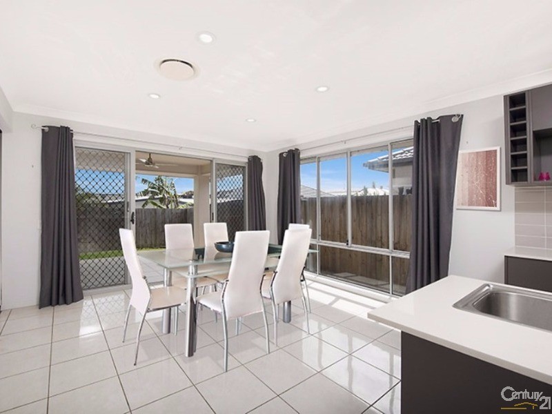 71 Frogmouth Circuit, Mountain Creek QLD 4557