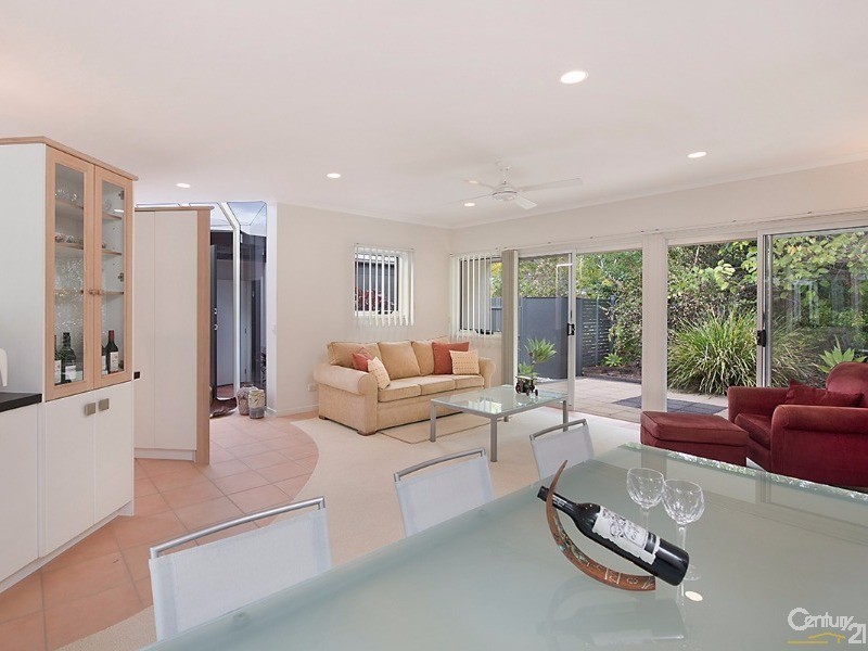 15 Andriana Drive, Buderim QLD 4556