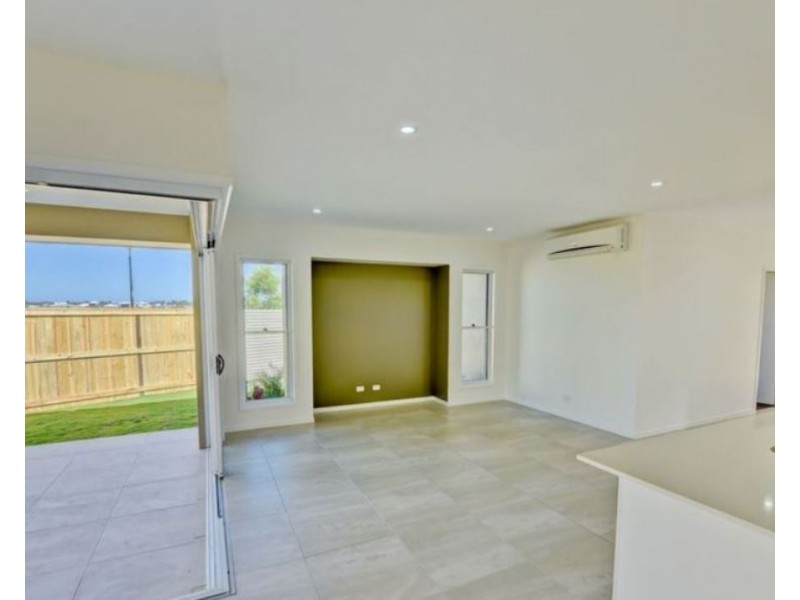 23 Mackerel Street, Mountain Creek QLD 4557