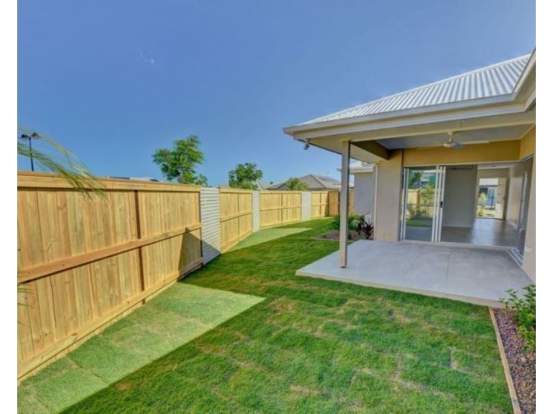 23 Mackerel Street, Mountain Creek QLD 4557
