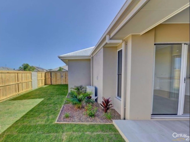 23 Mackerel Street, Mountain Creek QLD 4557