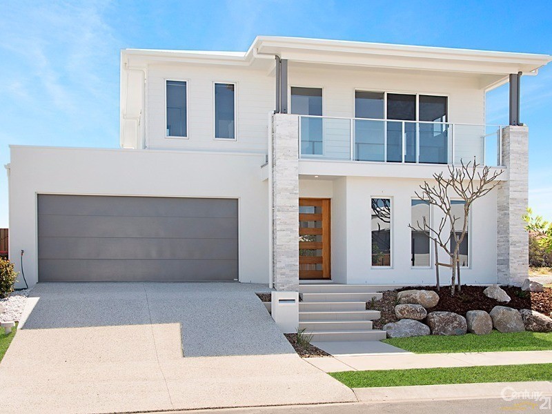 3 Petrel Crescent, Mountain Creek QLD 4557