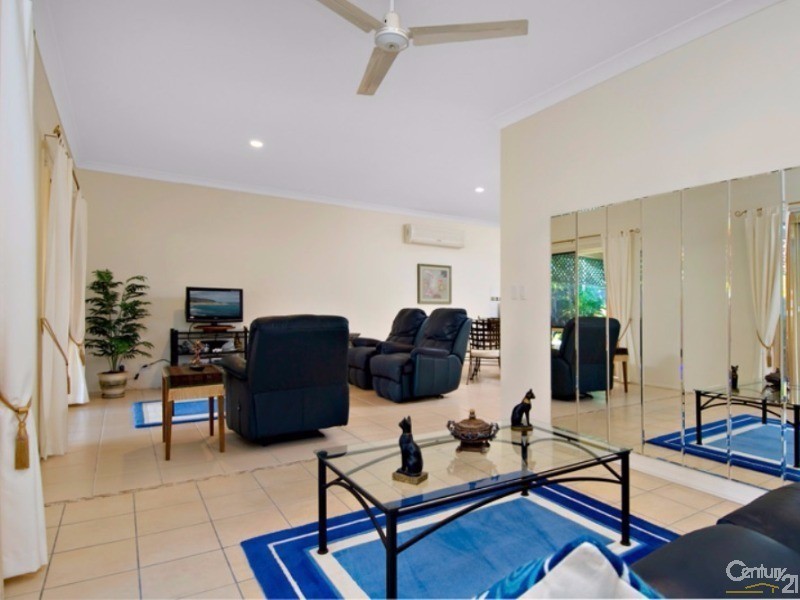 4 Chesterton Court, Sippy Downs QLD 4556
