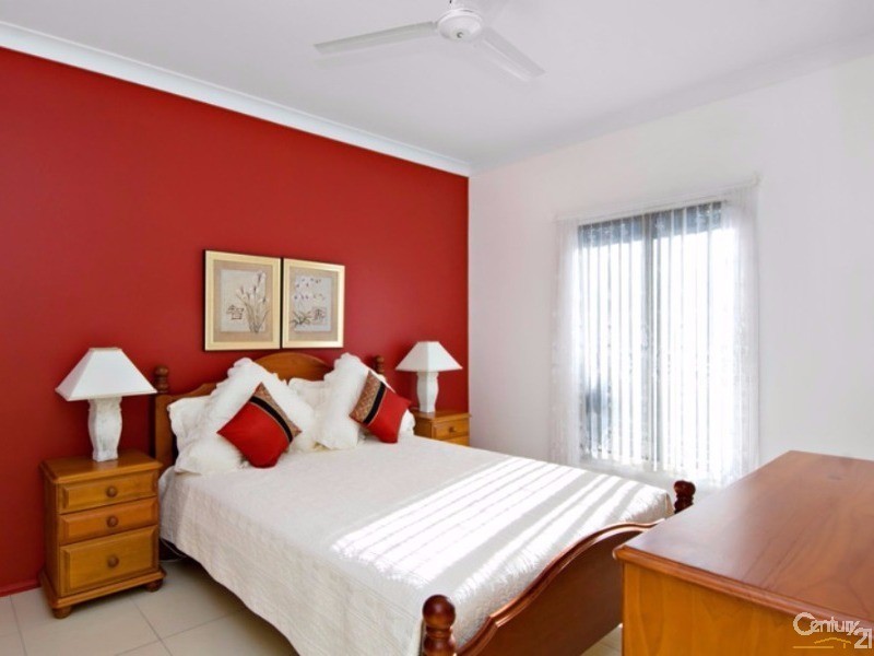 4 Chesterton Court, Sippy Downs QLD 4556