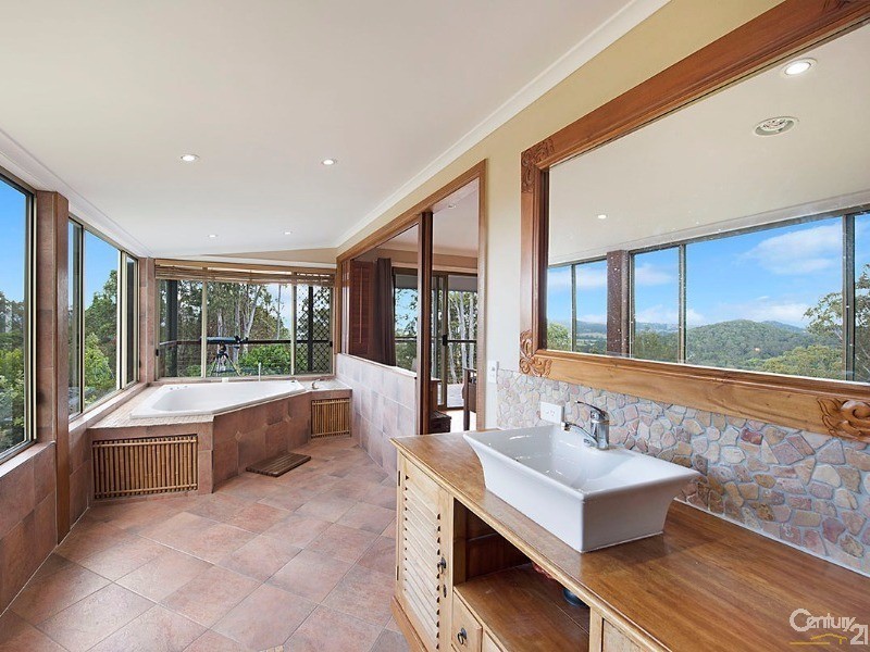 21 Outlook Drive, Ninderry QLD 4561