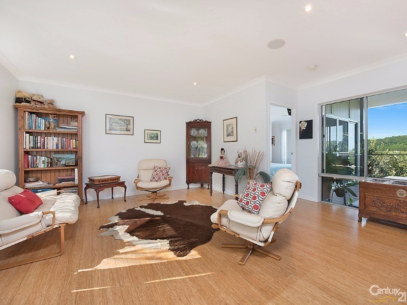 2c Woodchester Close, Rosemount QLD 4560