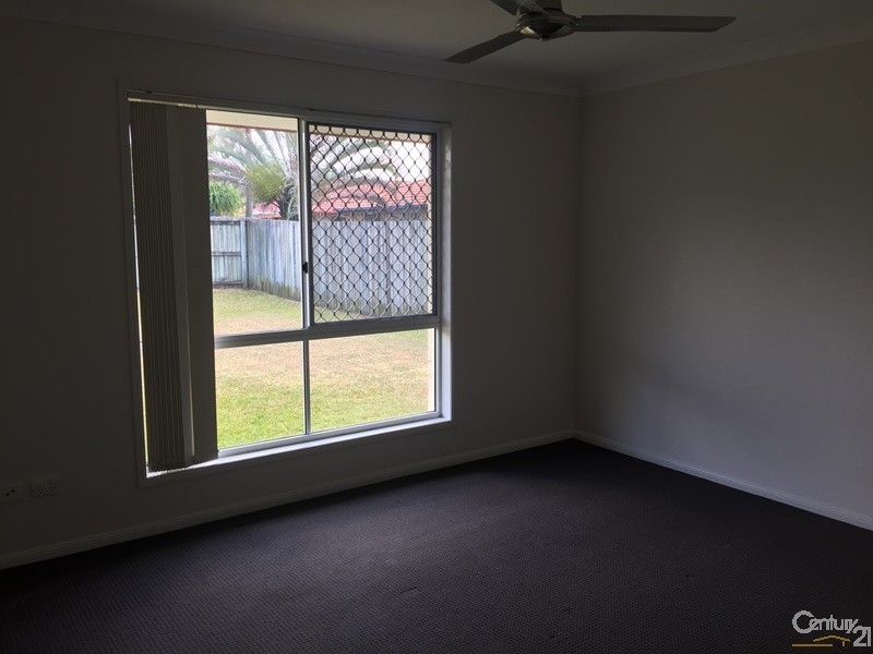 34 Bernheid Crescent, Sippy Downs QLD 4556