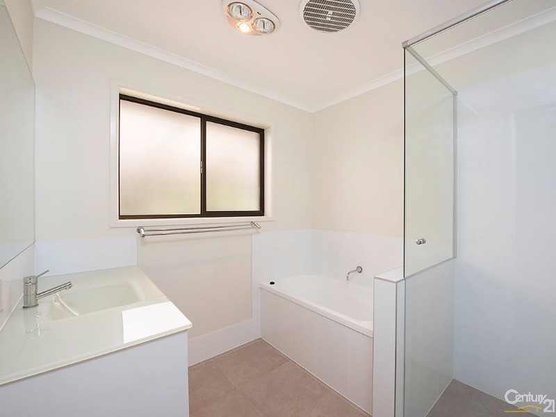 12 Gossamer Drive, Buderim QLD 4556