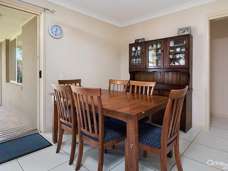 28 Sorbonne Close, Sippy Downs QLD 4556