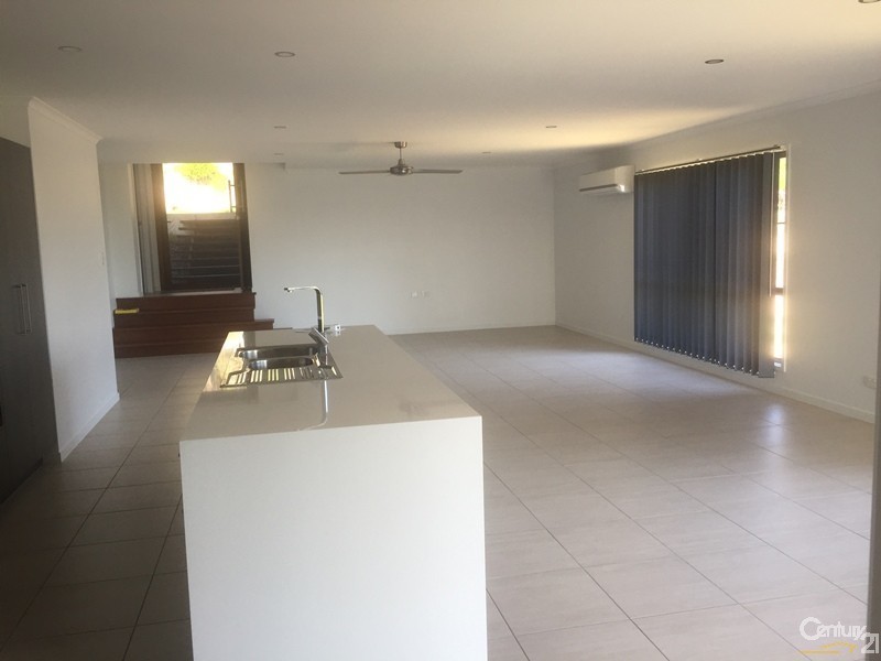 8 Donna Place, Buderim QLD 4556