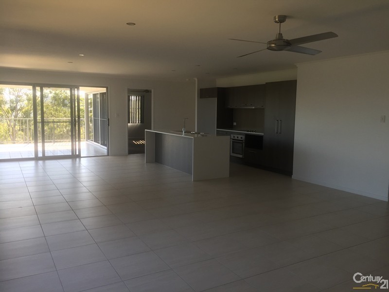 8 Donna Place, Buderim QLD 4556