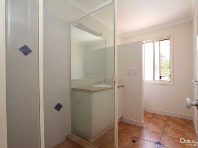 11 Vivian Street, Highworth QLD 4560