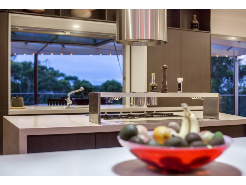 8 Kim Close, Mount Coolum QLD 4573