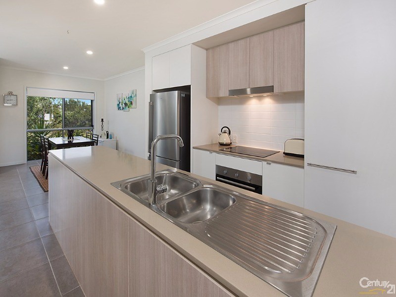 15 Hayman Lane, Meridan Plains QLD 4551