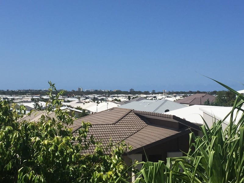 26 Robur Crescent, Mountain Creek QLD 4557