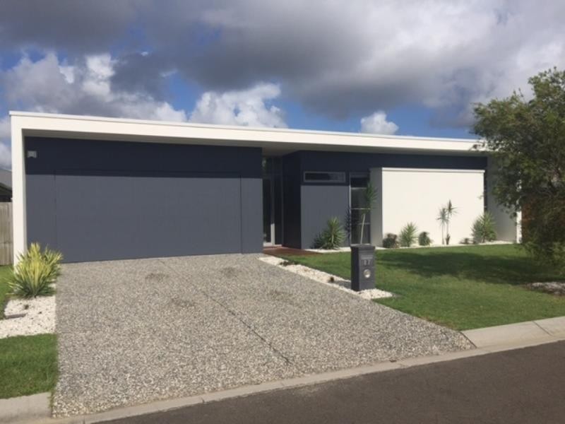 17 Pangali Cct, Birtinya QLD 4575
