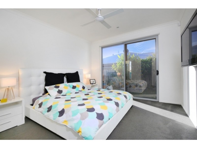 17 Pangali Cct, Birtinya QLD 4575