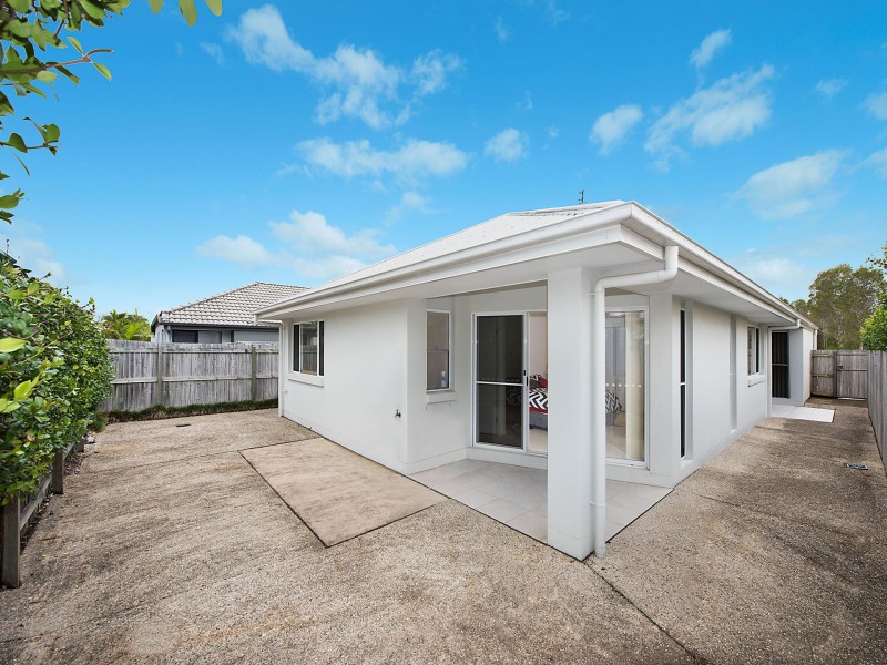 32 Latimer Crescent, Sippy Downs QLD 4556