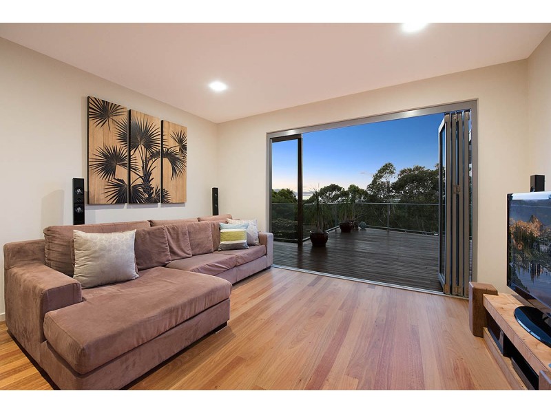 8 Kim Close, Mount Coolum QLD 4573