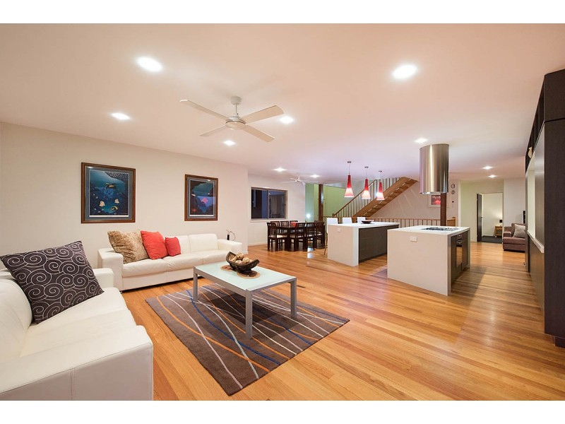 8 Kim Close, Mount Coolum QLD 4573