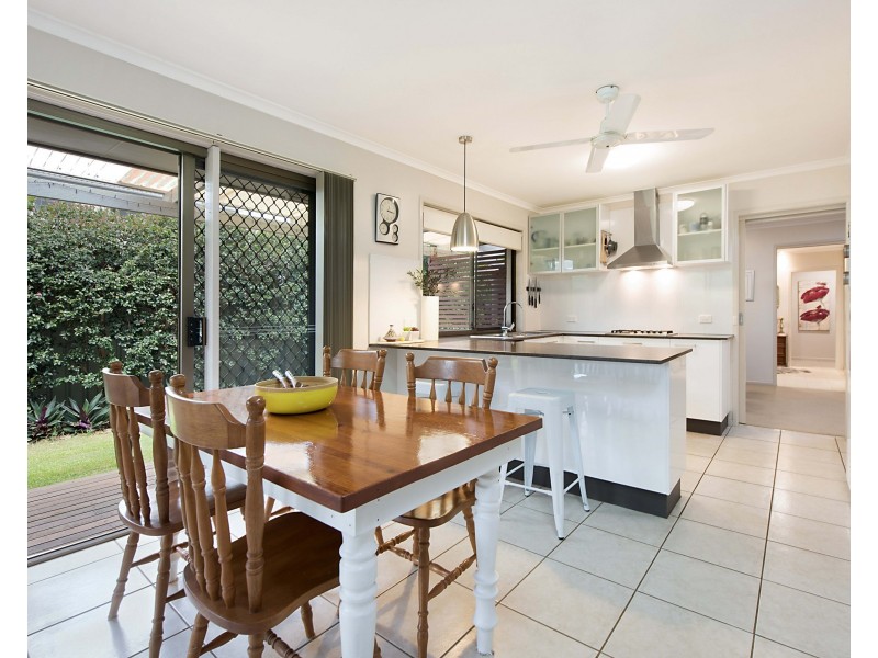 10 Scenic Avenue, Buderim QLD 4556