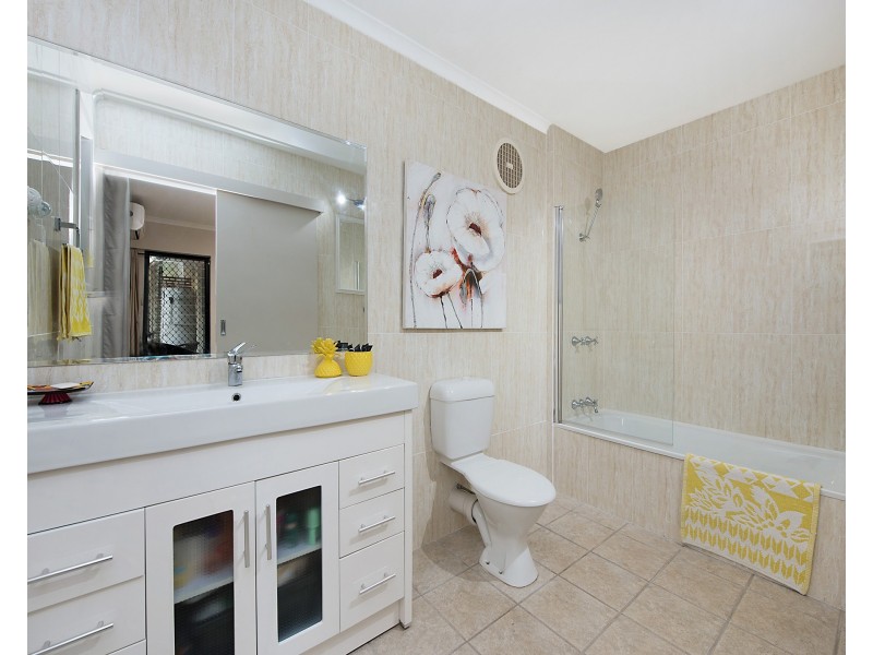 10 Scenic Avenue, Buderim QLD 4556