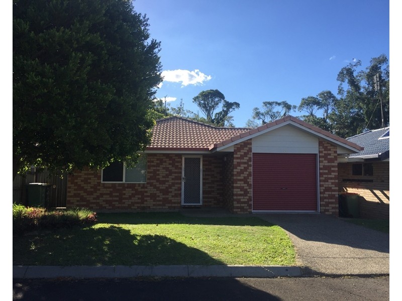 2/5 Camphor Court, Mooloolaba QLD 4557