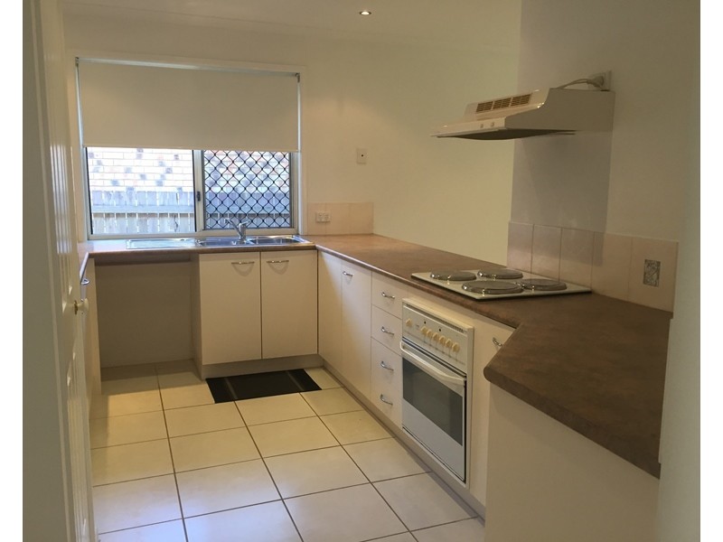 2/5 Camphor Court, Mooloolaba QLD 4557