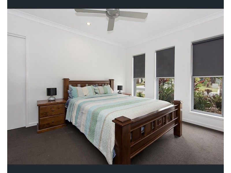 52 Spoonbill Drive, Forest Glen QLD 4556