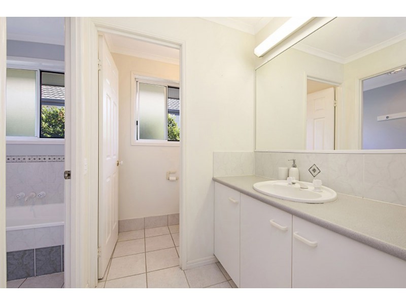 20 Glenfields Boulevard, Mountain Creek QLD 4557