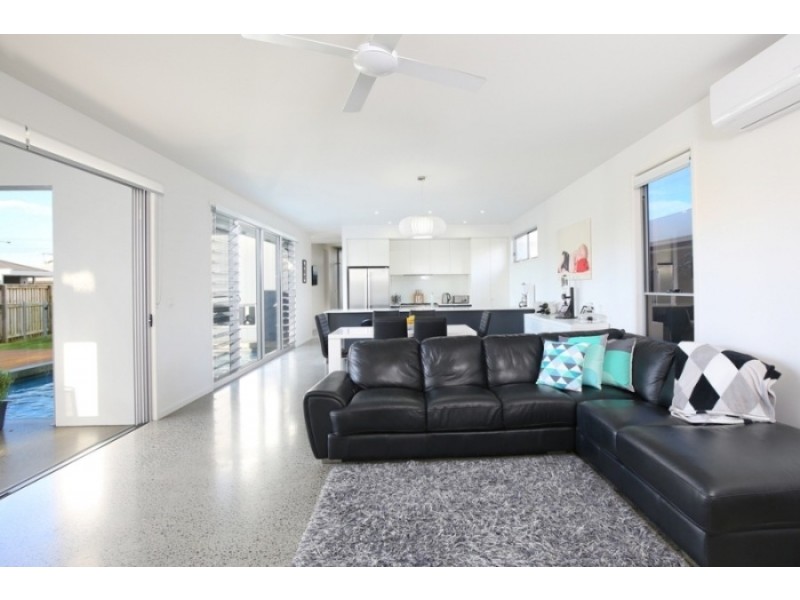 17 Pangali Circuit, Birtinya QLD 4575