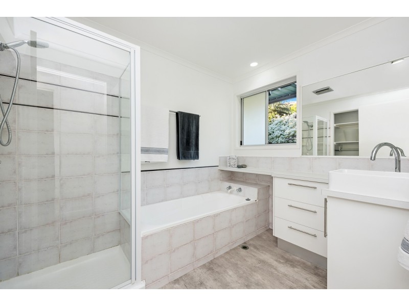 11 Pertaka Street, Buderim QLD 4556