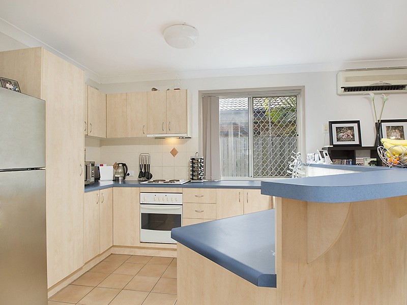 6 Parkville Street, Sippy Downs QLD 4556