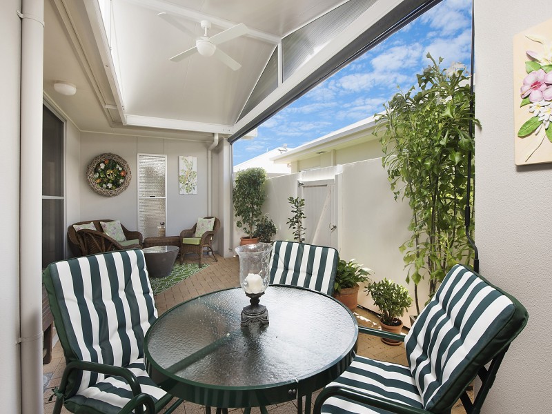 161/2 Grand Parade, Parrearra QLD 4575