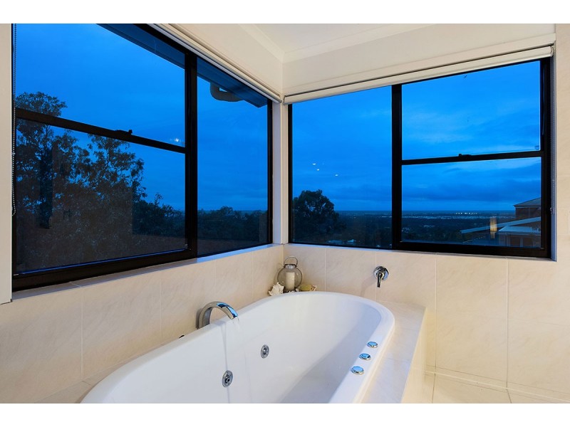 24 Panorama Crescent, Buderim QLD 4556