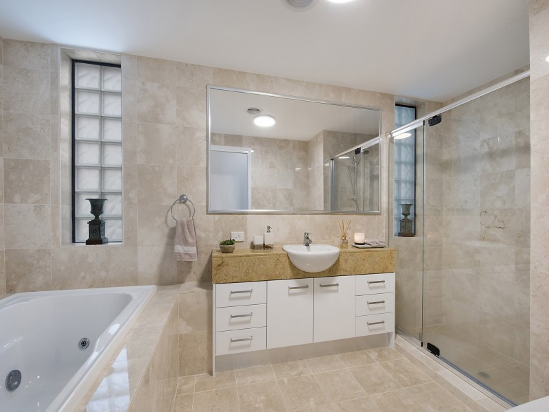 2/143 Burnett Street, Buderim QLD 4556