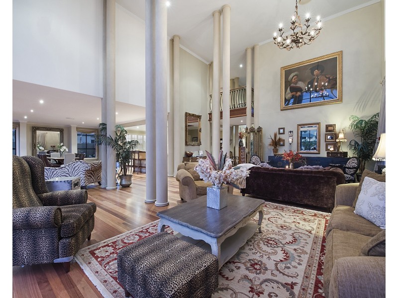 32 Mooloolah Island, Minyama QLD 4575