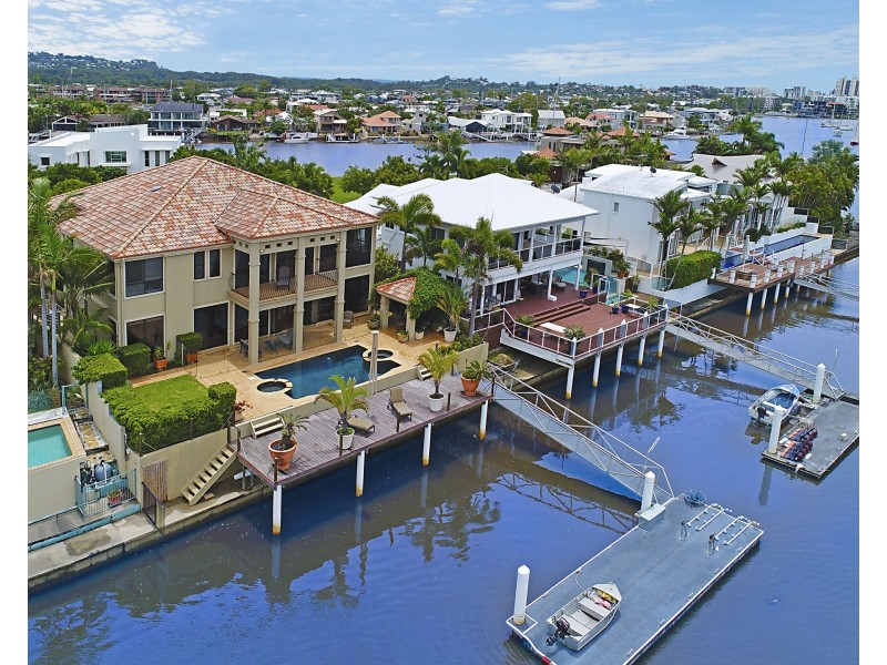 32 Mooloolah Island, Minyama QLD 4575