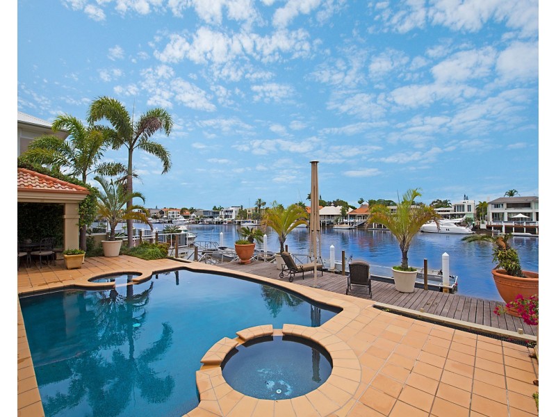 32 Mooloolah Island, Minyama QLD 4575