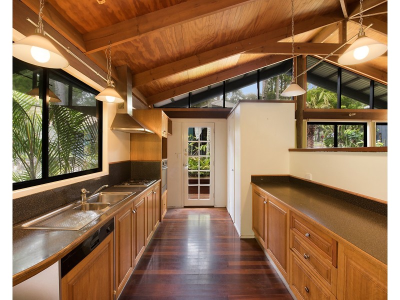 1 Forest Oak Court, Tanawha QLD 4556