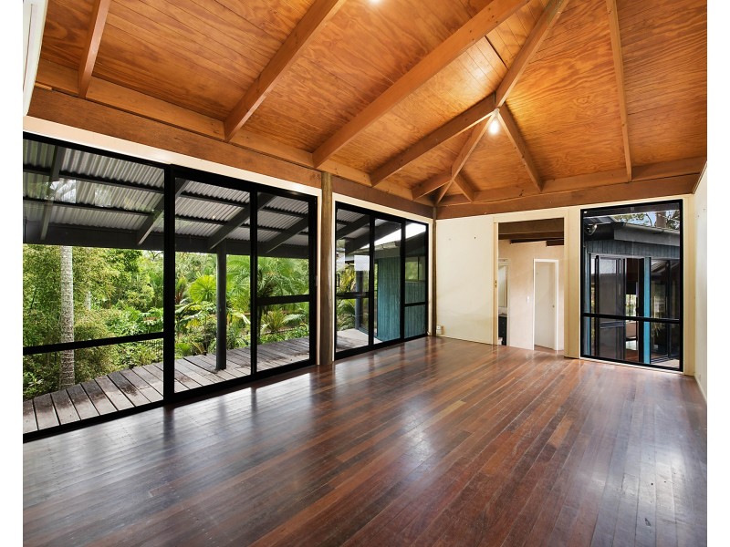 1 Forest Oak Court, Tanawha QLD 4556