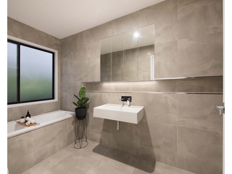 143  Kingfisher Crescent, Palmview QLD 4553