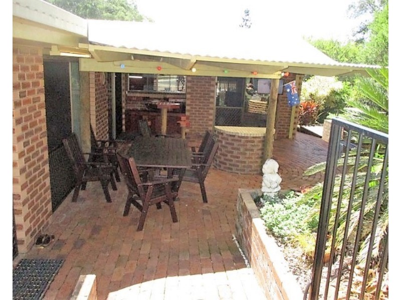 6 Keil Street, Woombye QLD 4559