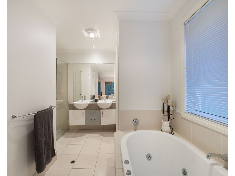 78 Albany Street, Sippy Downs QLD 4556