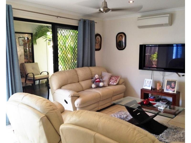 9 Whiteash Place, Currimundi QLD 4551