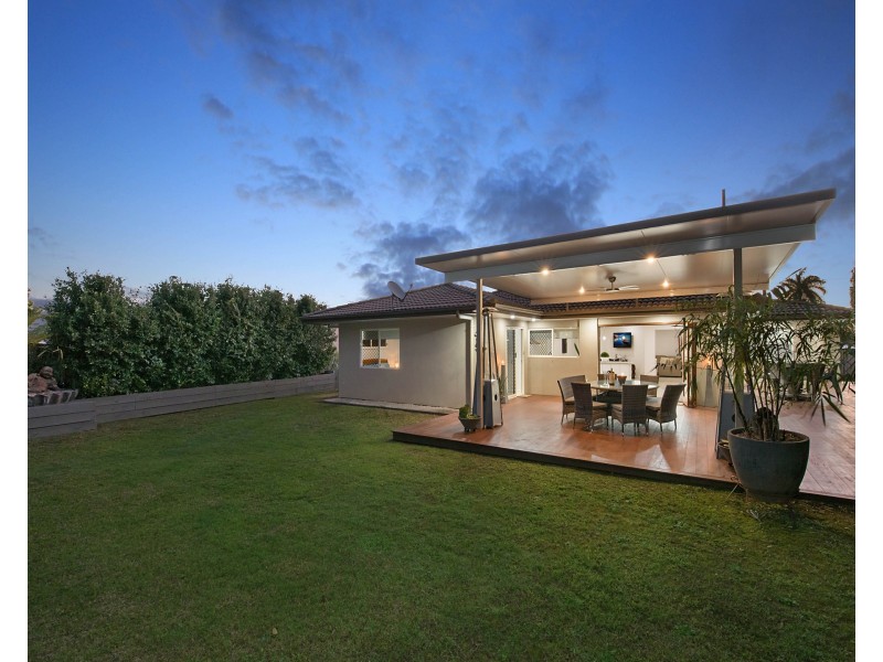 90 Gloucester Road, Buderim QLD 4556